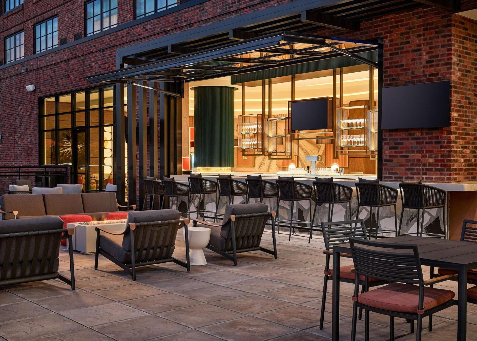 Lively Hotel On Oak Oklahoma City, Tapestry By Hilton 외부 사진