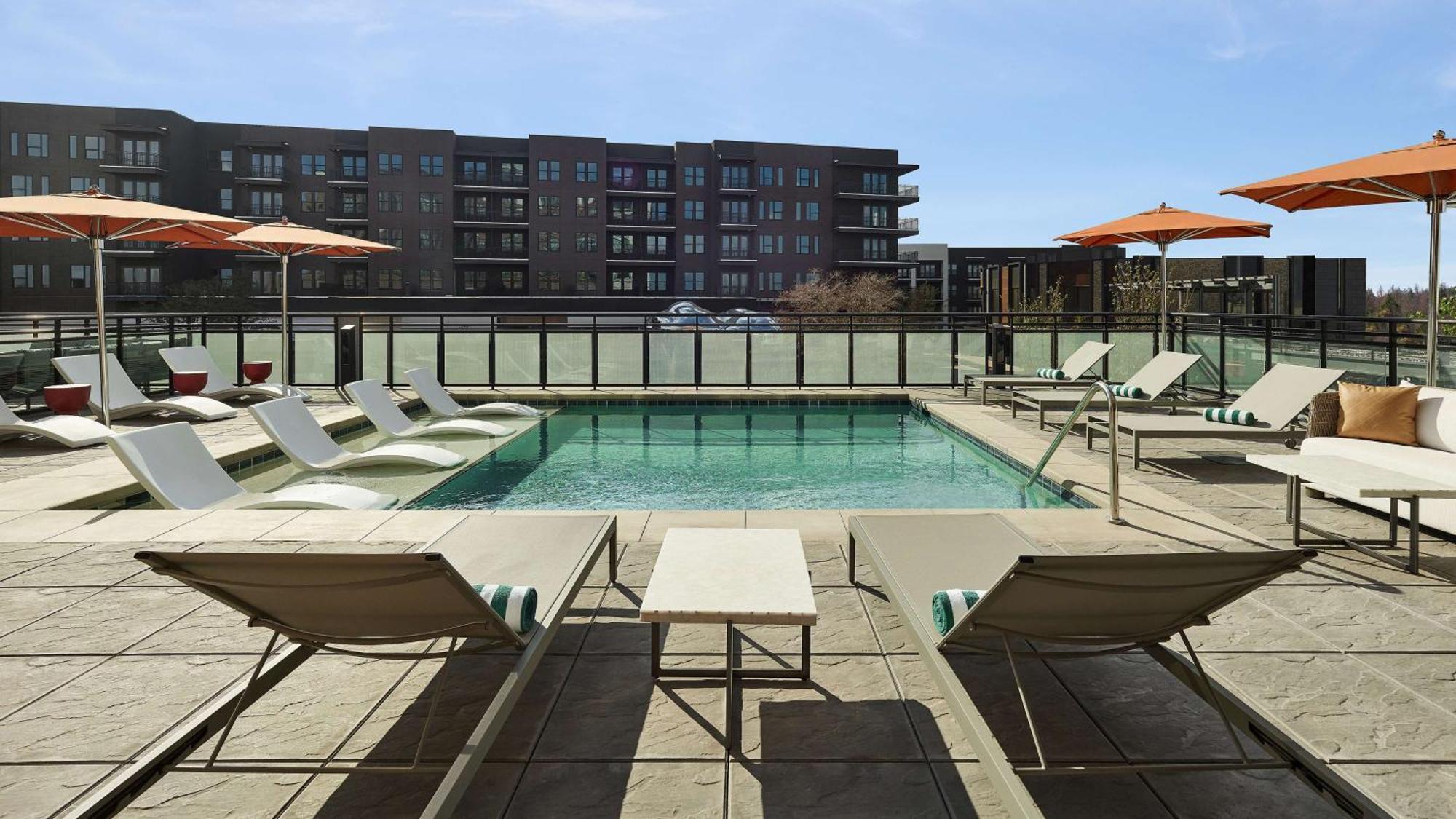 Lively Hotel On Oak Oklahoma City, Tapestry By Hilton 외부 사진