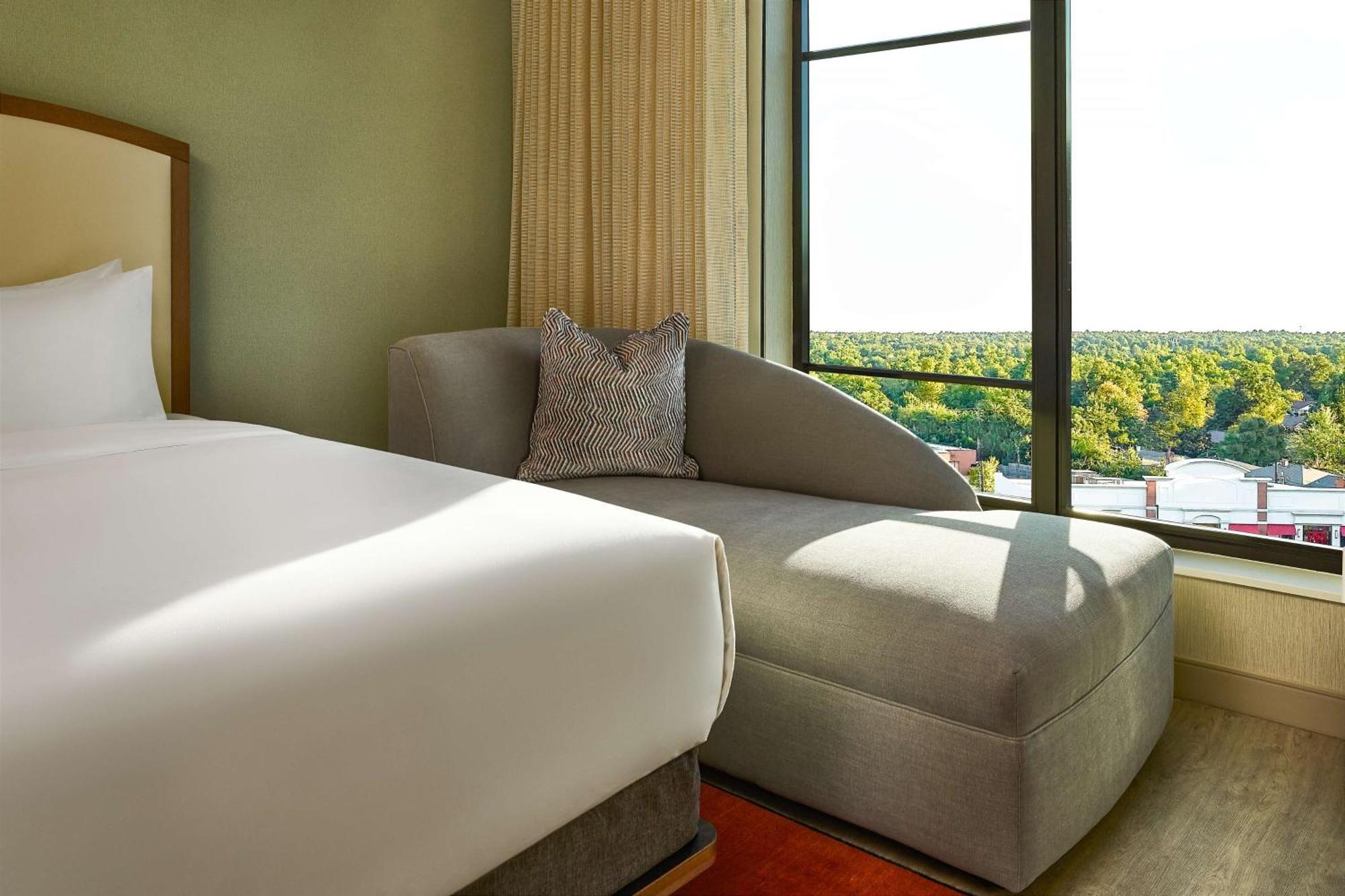 Lively Hotel On Oak Oklahoma City, Tapestry By Hilton 외부 사진