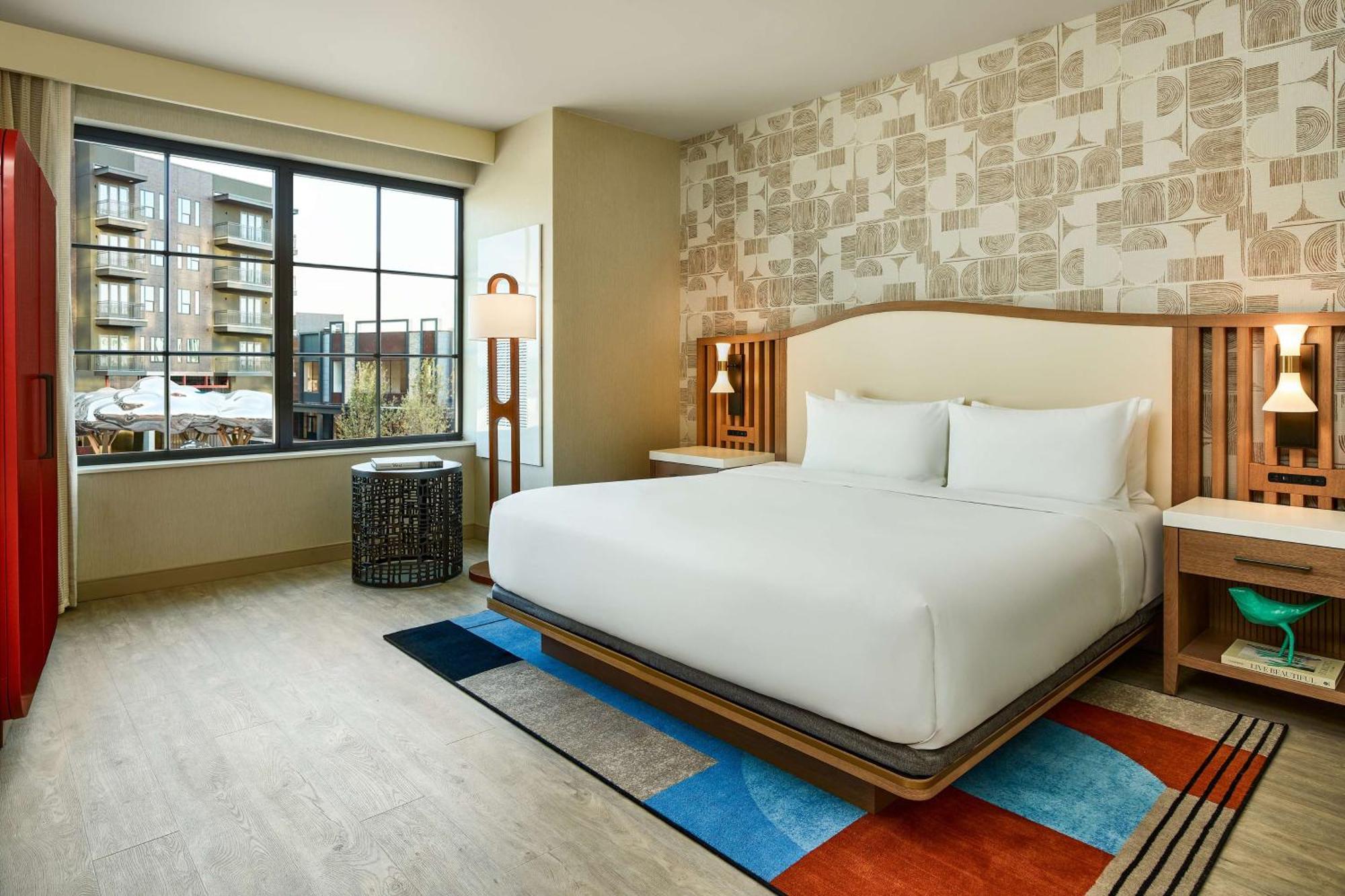 Lively Hotel On Oak Oklahoma City, Tapestry By Hilton 외부 사진
